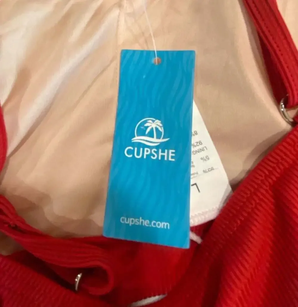CUPSHE Ribbed Red Bikini Set Size Large NWT size large